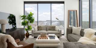 Emmi Midtown Gallery 16