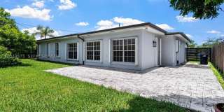9075 SW 48th Ter Gallery 29