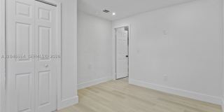 171 W 13th St Gallery 18