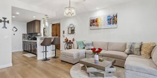 5132 West Maplewood Avenue, #202 Gallery 13