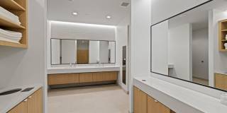 400H Apartments Gallery 30