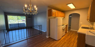 Spacious 2BR Edina Condo with Updated Interior, Private Balcony & Underground Parking Gallery 1