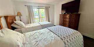 13602 S VILLAGE Drive Gallery 8