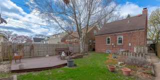 10933 S Avenue H Gallery 25