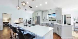 1810 NW 17th Street Gallery 1