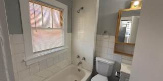 Cozy 2 Bedroom - Move in by May 15th GET JUNE'S RENT FREE! APPLY FOR FREE TODAY!! Gallery 6