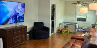 3 bedroom 2 bathroom near St. Mary's Hospital Gallery 7