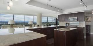 650 Bellevue Way NE Gallery 5