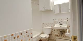 Holland Gardens Apartments Gallery 25