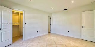 21020 NE 18th Ct Gallery 5