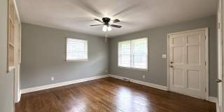 T.R. Lawing Realty Property Gallery 3