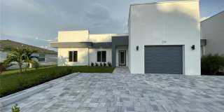 23 NE 16th Place Gallery 1