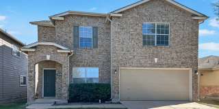 Spacious 4-Bedroom Home Near 1604 & Hwy 90 Gallery 1