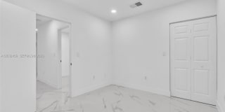 17337 NW 7th Ave Gallery 49