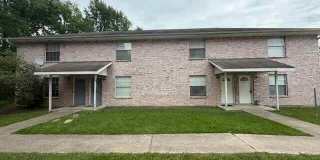 527 N Village Creek Parkway Gallery 1