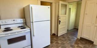2 Bedroom, 1 Bathroom Cottage in the heart of Bellingham! Gallery 8