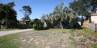 3 bedroom home with large yard on the west end! Gallery 26