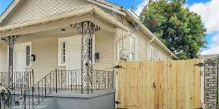 2428 EAGLE Street Gallery 3