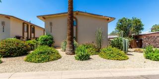 4848 N Woodmere Fairway unit: Apt 15 Gallery 1