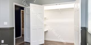 Now available!! $300.00 off first months rent! Gallery 21