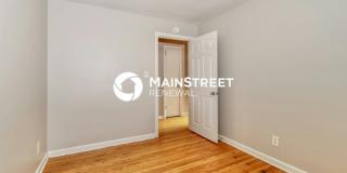 1615 Stafford Avenue Gallery 11