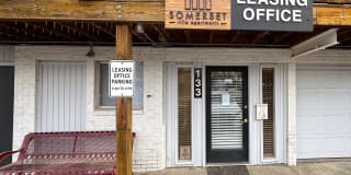 Somerset Villa Apartments Gallery 1