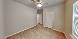 *RARE FIND*LUXURY 2 Bedroom 2 Bathroom Cottage in 55+ Community in Warr Acres, Ok (LEASING SPECIAL) Gallery 13