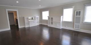Charming Bluff Heights 1 bed room Gallery 9