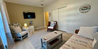 LAKE VIEW - NEVER FLOODED 4/3 Gallery 22