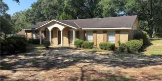 1513 Deerwood Drive E 1513 Deerwood Drive E Gallery 1