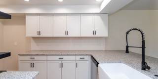 Beautiful Townhome in Central Colorado Springs! Gallery 6