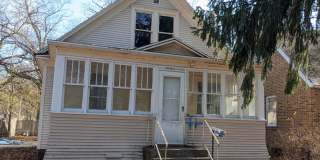 3134 Glendale St, 2 bedroom house with basement Gallery 1
