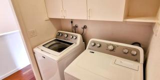 Beautiful 2bd Townhouse With Attached Garage, Private Patio, Pool/Hot Tub, & Clubhouse! Gallery 24