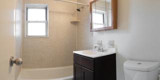 Oak Terrace Gallery 20