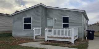 3 bed, 2 bath Single Family Home Gallery 1