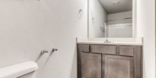 Cute home in Mustang schools + 3 bedrooms + 2 bathrooms Gallery 23