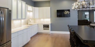 Crystal Plaza Apartments Gallery 73