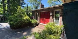 Large Lakefront Home Minutes from Downtown Greenville! Gallery 22