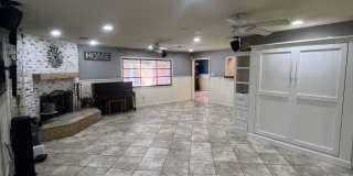 4613 28th Street Gallery 2