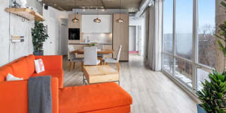 3110 North Greenview Ave. Gallery 1