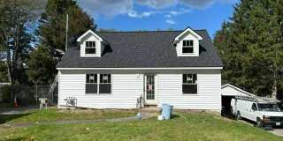 14 Meadow Lane Gallery 1