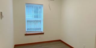 1205 North Garden Street Gallery 33