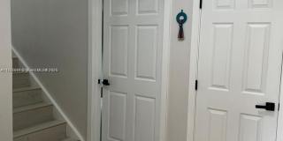 1103 S collier Gallery 12