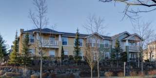 Sunny & Bright Upper Unit in Snoqualmie Ridge Gallery 1