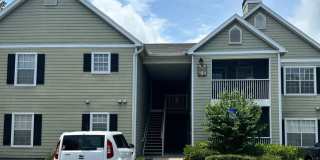 Gorgeous 2 bed/2 bath located in gated community! Gallery 1