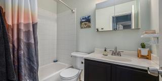 University Hills 2 bedroom and 1.5 Bath Gallery 13