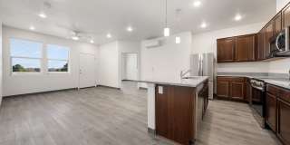 Plaza Way Gallery 4