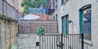 220 E 70th St Gallery 8