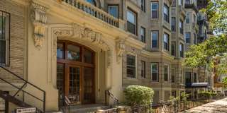 2 bed in the heart of Allston Gallery 7
