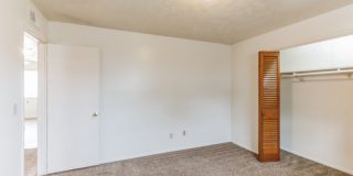 Bellevue Gardens Gallery 24